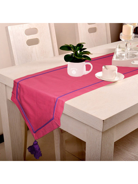 

Lushomes Pink Solid Table Runners
