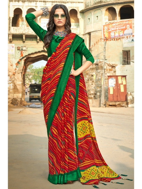 

KARAGIRI Women Red & Green Leheriya Saree