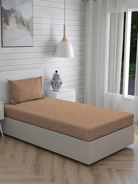 

Boutique Living India Brown Geometric 144 TC Single Bedsheet with 1 Pillow Covers