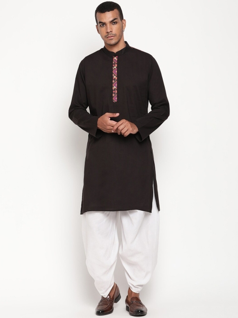 

Zotw Men Black Cotton Kurta