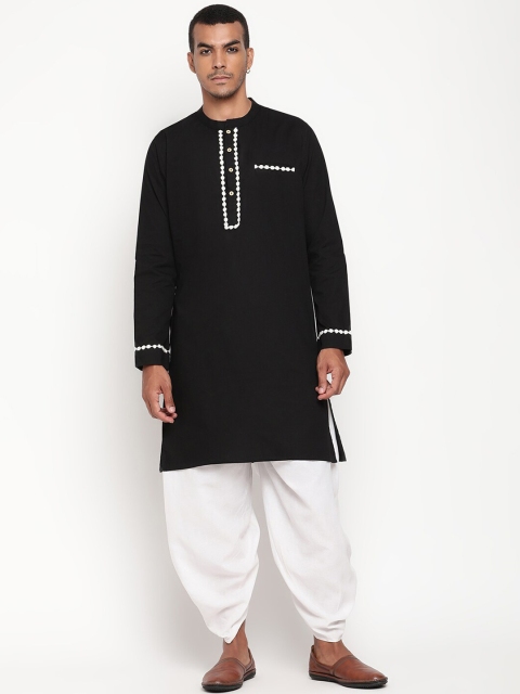 

Zotw Men Black Yoke Design Cotton Kurta