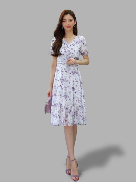 

JC Collection Women White & Blue Floral Tiered Dress