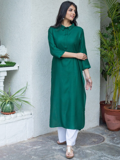 

SVARCHI Women Green Kurta With Palazzo