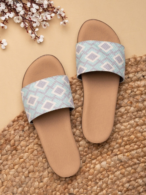 

ZOUK Women Blue Printed Flats
