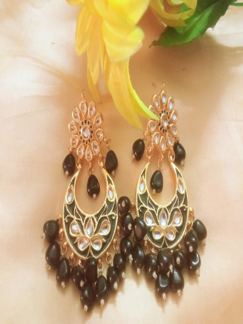 

Runjhun Black & Gold-Toned Contemporary Drop Earrings