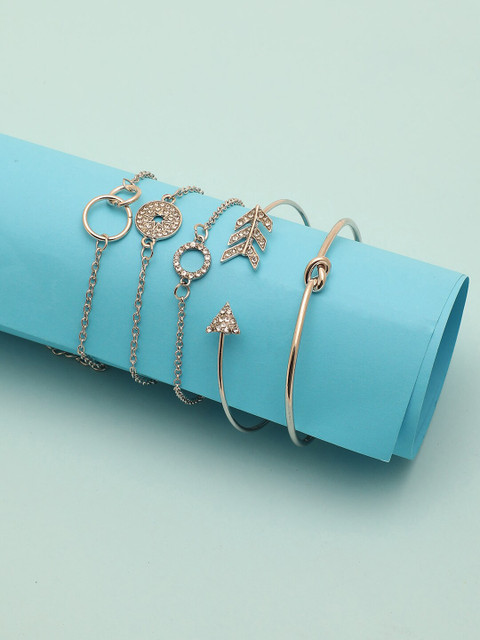 

SOHI Women 5 Gold-Toned & Silver-Toned Gold-Plated Cuff Bracelet