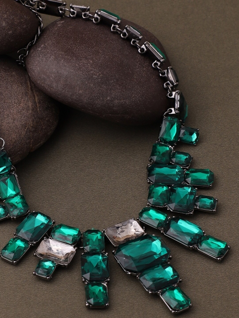 

SOHI Women Gold-Toned & Green Gold-Plated Necklace