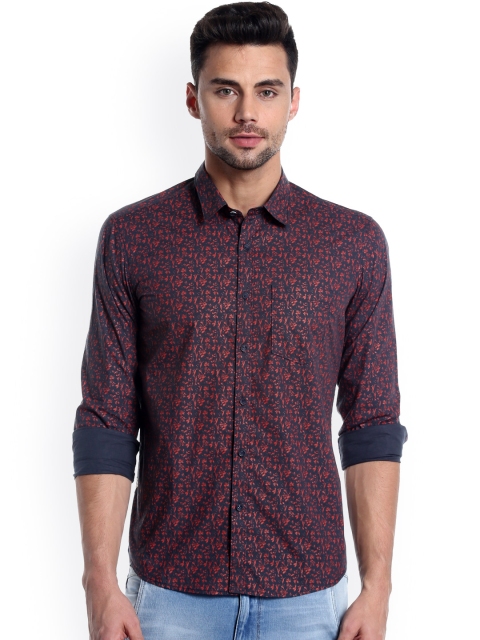 

Numero Uno Men Red Slim Fit Printed Casual Shirt