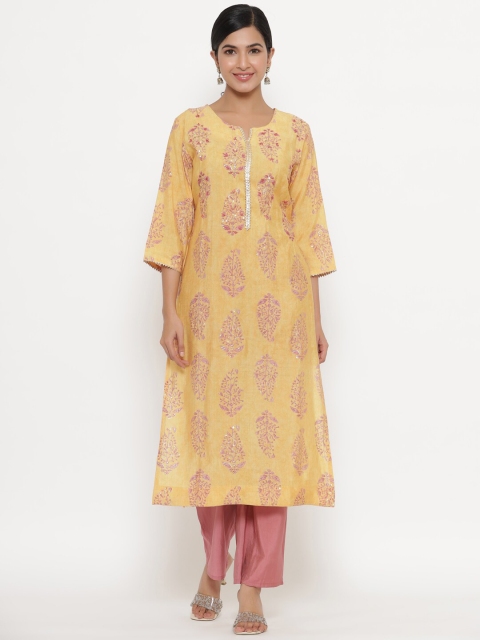 

Do Dhaage Women Yellow Paisley Printed Sequinned Kurta with Trousers & With Dupatta