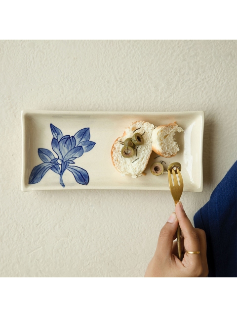 

ellementry White & Blue 1 Pieces Printed Ceramic Glossy Plates