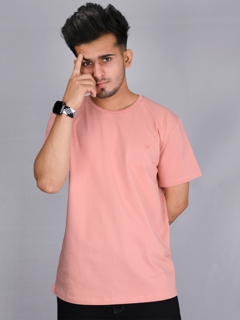 

FRENCH CROWN Men Pink Solid Cotton T-shirt