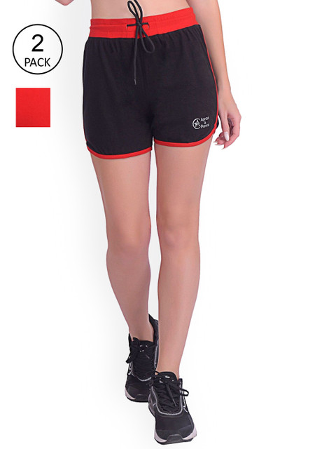 

Apraa & Parma Women Black Pure Cotton Low-Rise Training or Gym Sports Shorts