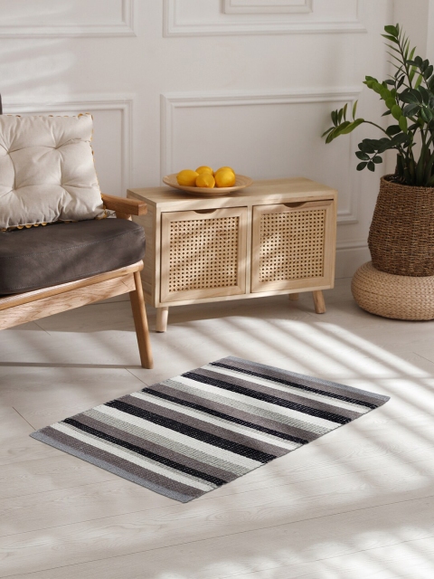 

HomeTown Charcoal Striped Fiesta Cotton Chenille Dhurrie Floor Runner