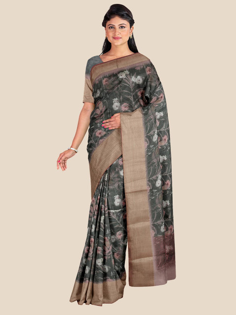 

Kalamandir Green & White Floral Saree