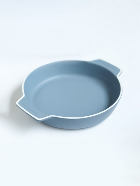 

Nestasia Blue Solid Ceramic Bakeware Pot