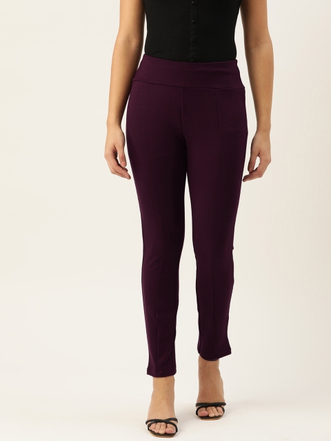 

DressBerry Women White Solid Cropped Treggings, Maroon