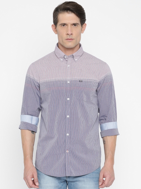 

Arrow Sport Men White & Navy Blue Slim Fit Checked & Striped Casual Shirt
