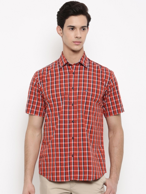 

Arrow Sport Men Red & Navy Blue Regular Fit Checked Casual Shirt