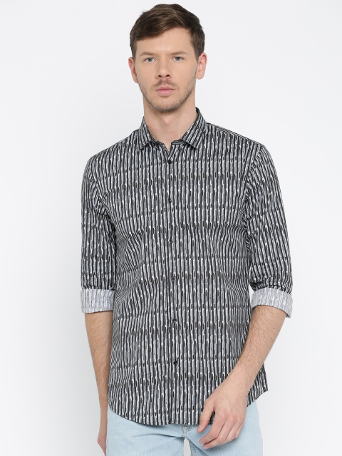 

Arrow New York Men Black & Green Printed Casual Shirt