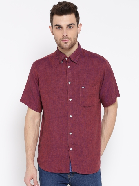 

Arrow Sport Men Red & Navy Blue Regular Fit Solid Casual Sustainable Shirts
