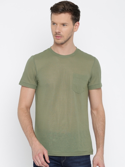 

Arrow Sport Men Olive Green Solid Round Neck T-Sustainable Shirt