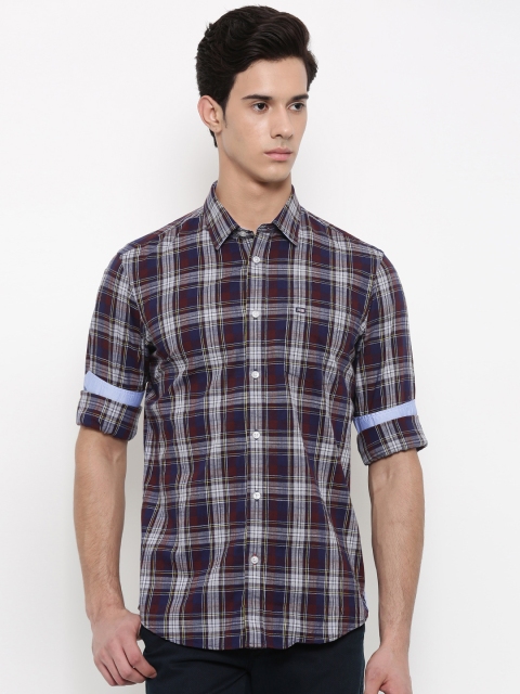 

Arrow Sport Men Navy Blue & Brown Regular Fit Checked Casual Shirt