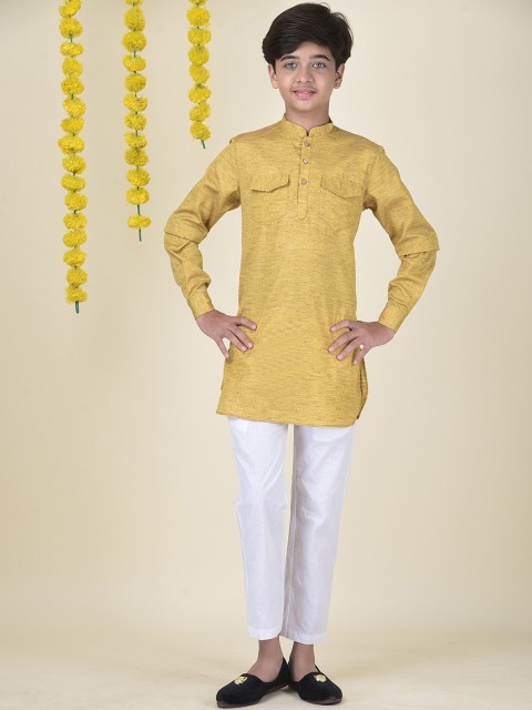 

YK Boys Boys Yellow Straight Mandarin Collar Cotton Kurta with Pyjama