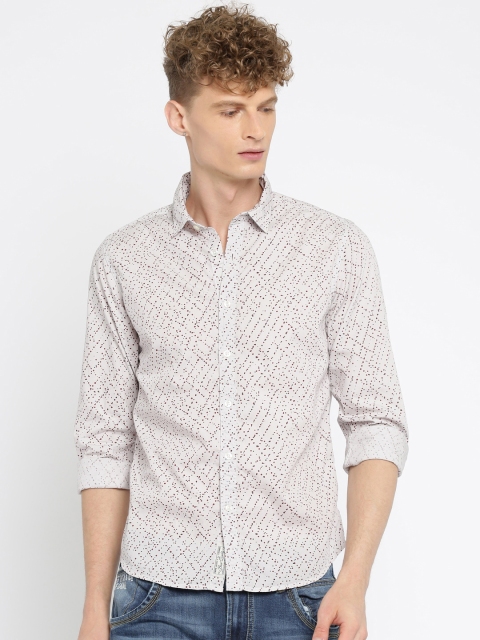 

Pepe Jeans Men Off-White & Maroon Regular Fit Printed Casual Shirt