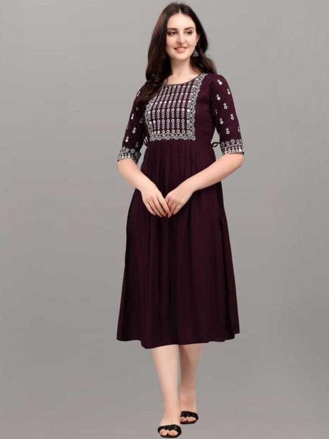 

FAVRIZ Women Maroon Yoke Design Thread Work Anarkali Kurta