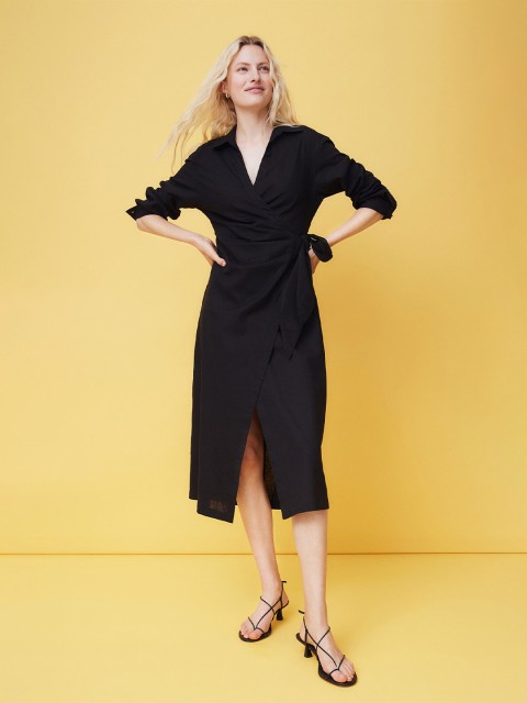 

H&M Women Black Solid Linen-Blend Shirt Dress