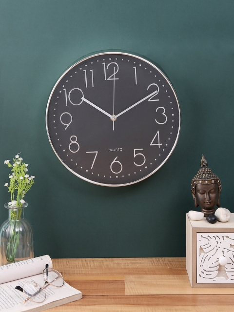 

House Of Accessories Black Contemporary Wall Clock