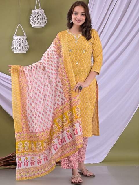 

EtnicaWear Women Yellow Ethnic Motifs Printed Pure Cotton Kurta with Trousers & With Dupatta