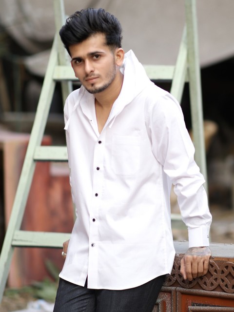 

FRENCH CROWN Men White Solid Standard Casual Shirt