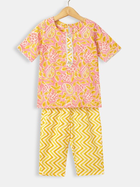 

Hopscotch Girls Yellow Floral Printed Pure Cotton Kurti with Trousers