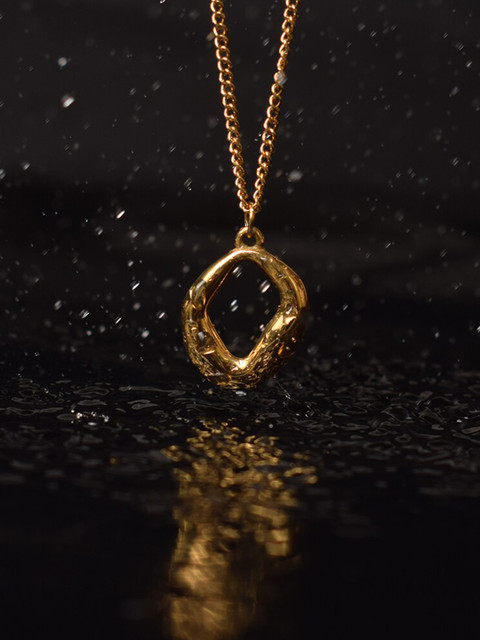 

PALMONAS Women 18k Gold Plated Square Necklace