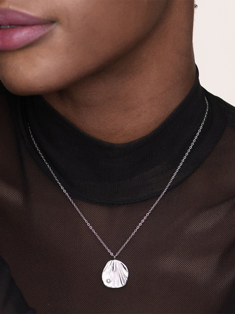

PALMONAS Silver-Toned Silver Silver-Plated Necklace