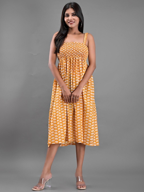 

Apratim Yellow Printed Nightdress