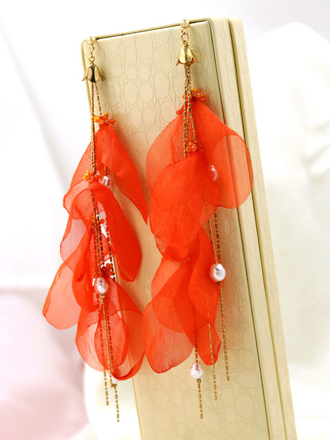 

Bellofox Women Orange Contemporary Drop Earrings