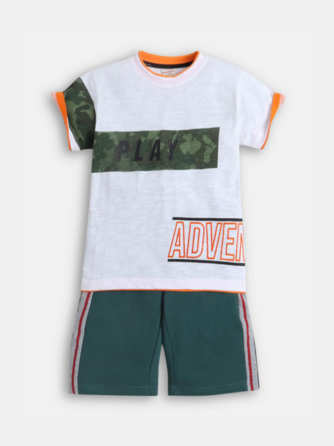 

Hopscotch Boys White & Green Printed T-shirt with Short