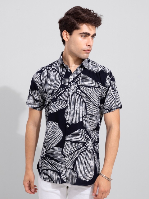 

Snitch Men Navy Blue Slim Fit Printed Casual Shirt