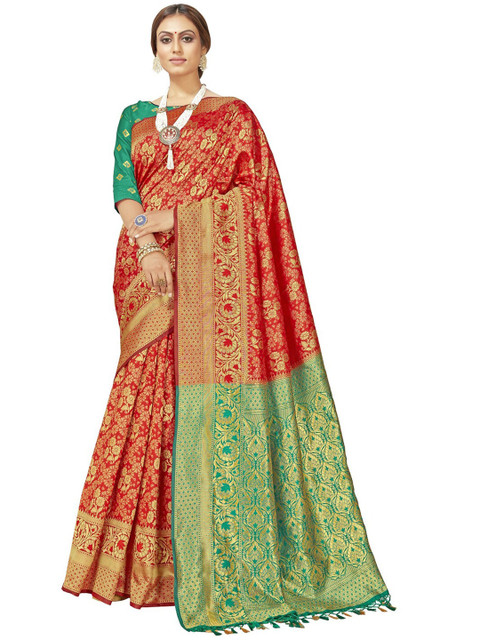 

MotiHamir Red & Green Woven Design Zari Silk Blend Kanjeevaram Saree