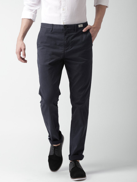 

Tommy Hilfiger Men Navy Solid Chinos, Navy blue
