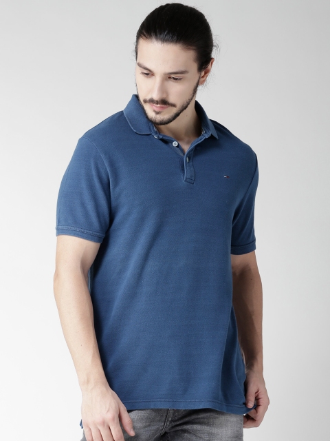 

Tommy Hilfiger Men Blue Solid Polo Collar T-shirt
