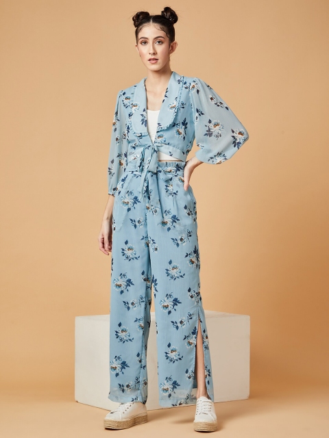 

Madame Women Blue Printed Button Shrug