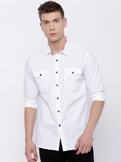 

LOCOMOTIVE Men White Slim Fit Solid Casual Shirt with Back Print