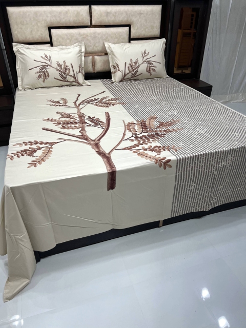 

Pure Decor Brown & White Digital Print 500 TC King Bedsheet with 2 Pillow Covers