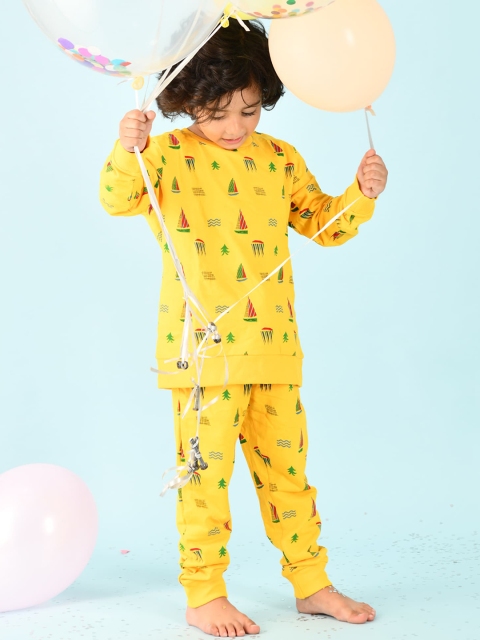 

Anthrilo Boys Yellow Printed Pure Cotton T-shirt with Trousers