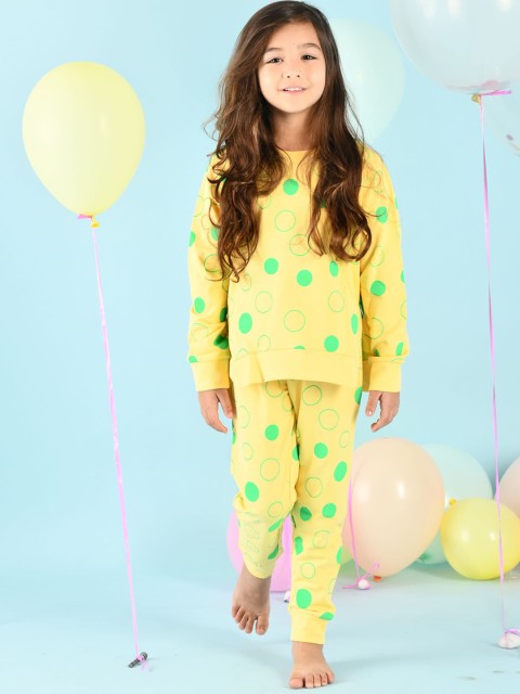 

Anthrilo Girls Yellow & Green Printed T-shirt with Trouser