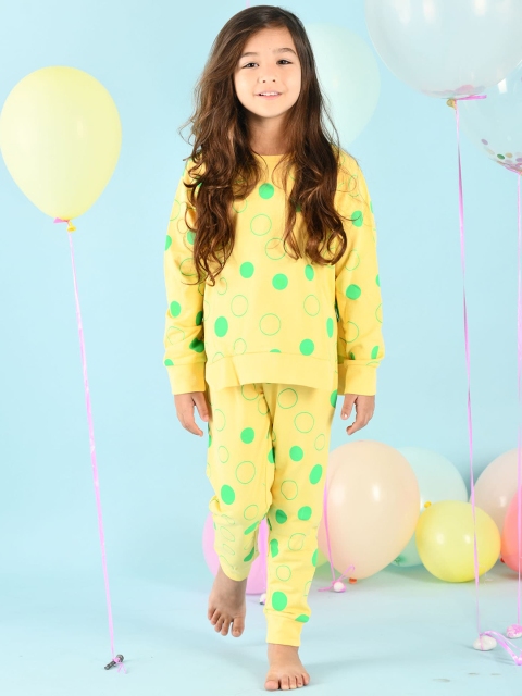 

Anthrilo Girls Yellow Printed Sweatshirt with Jogger