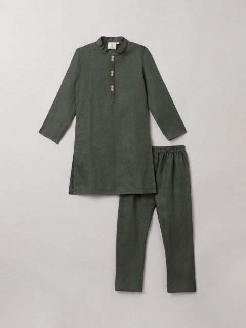 

BYB PREMIUM Boys Olive Green Solid Linen Kurta with Pyjamas